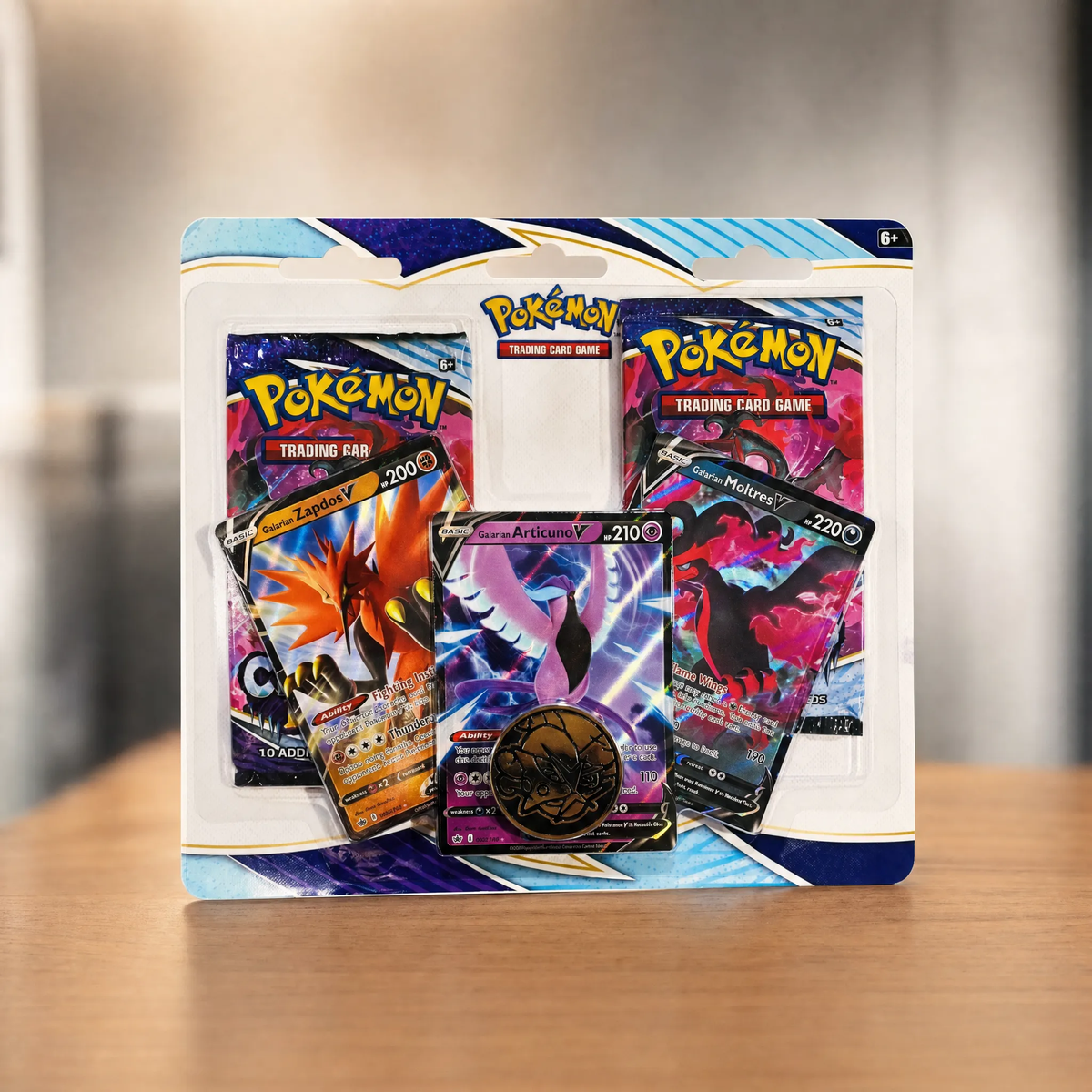 Pokémon Sword & Shield: Chilling Reign - 2-Pack Blister (Galarian Zapdos V/Articuno V/Moltres V)