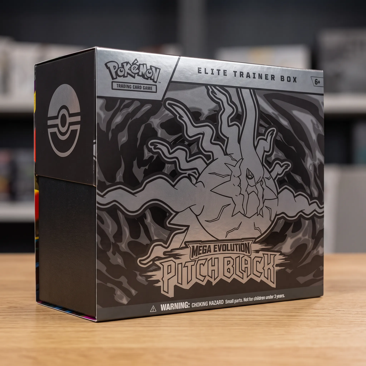 Pokémon: Pitch Black - Elite Trainer Box