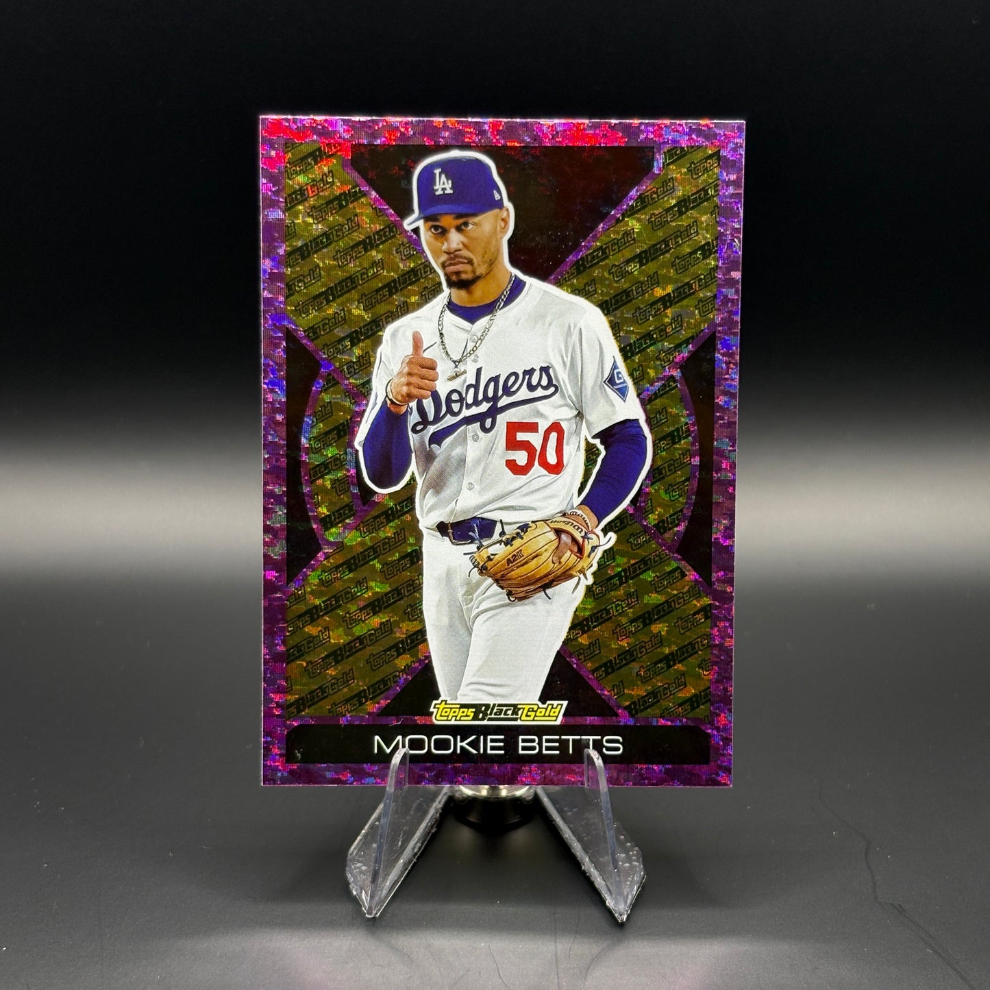 Mookie Betts (Pink) - 2025 Topps Black Gold #BG-21