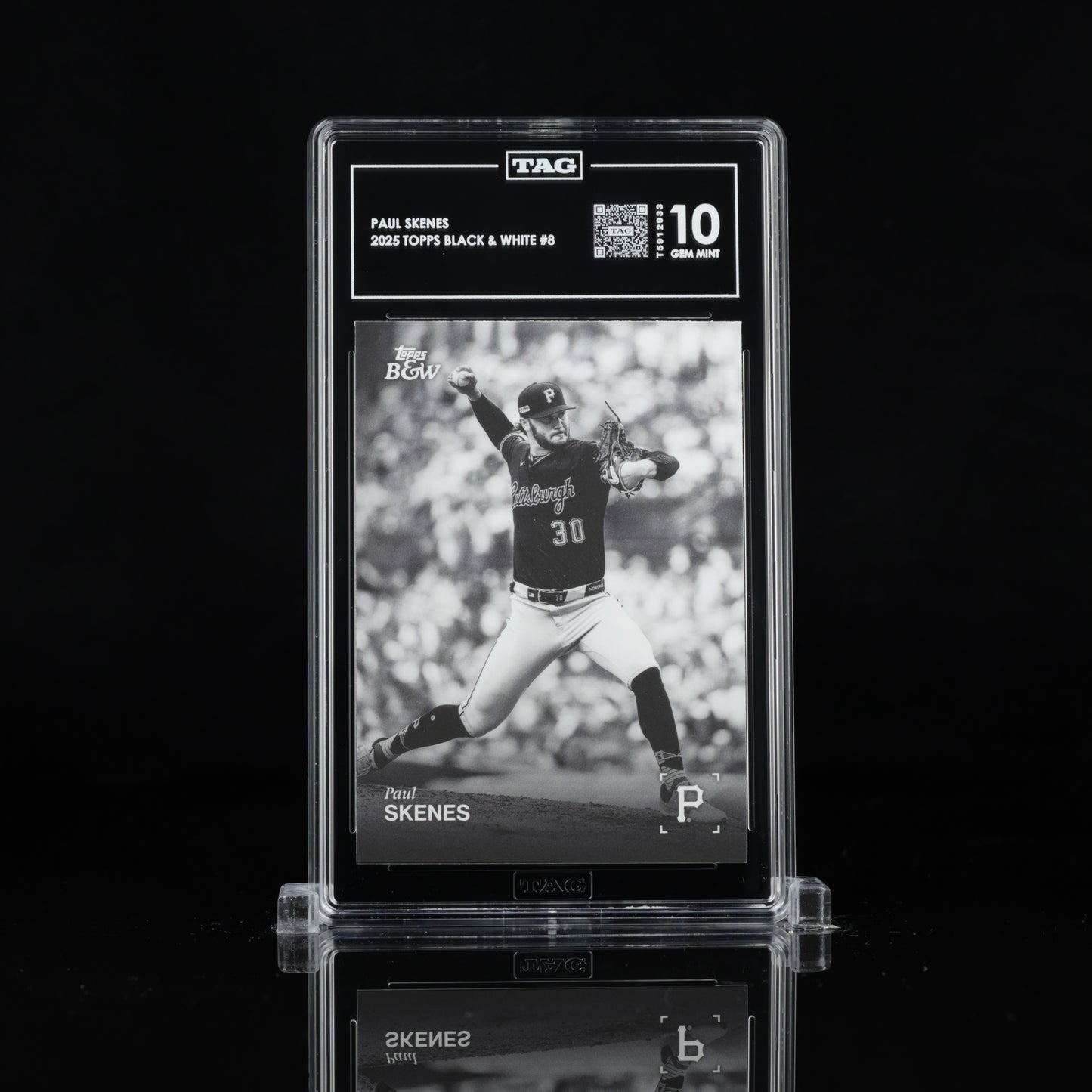 Paul Skenes - TAG 10 - 2025 Topps Black & White #8