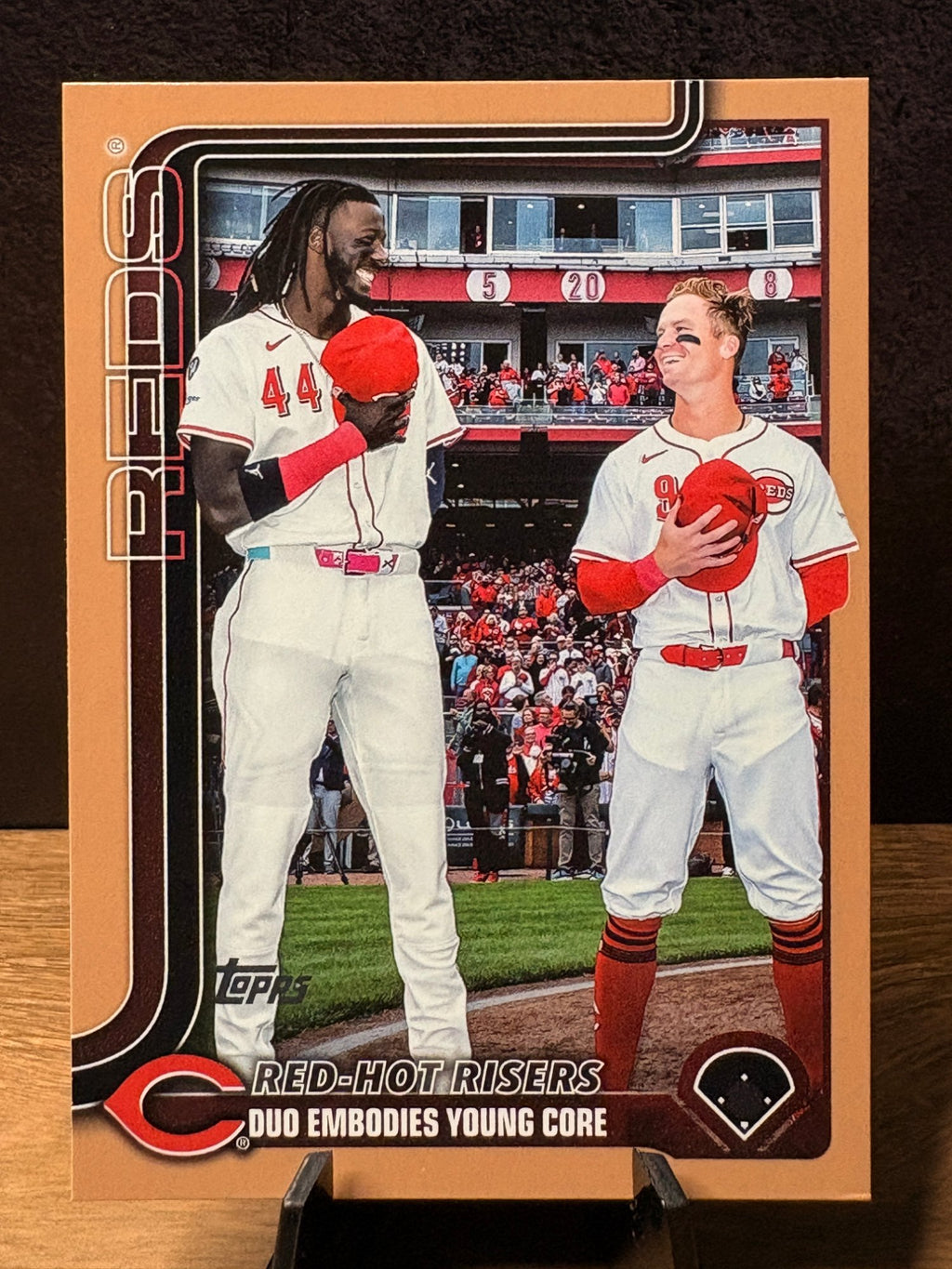 Elly De La Cruz / Matt McLain (Gold /2025) - 2025 Topps Update Series - #US331 Baseball trading card, front and back